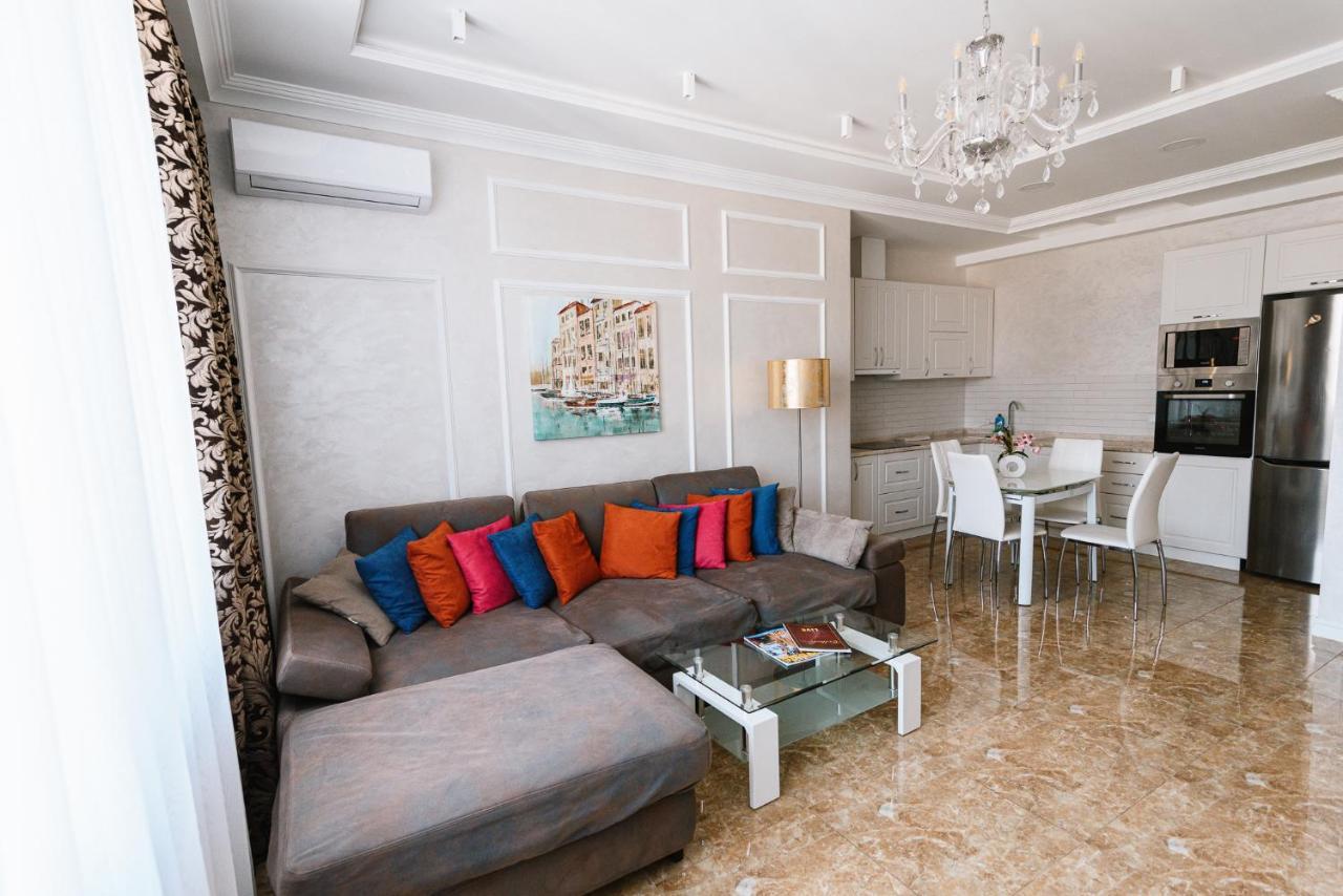 Luxury For Business & Pleasure Royal 2 Apartment Kiev Luaran gambar