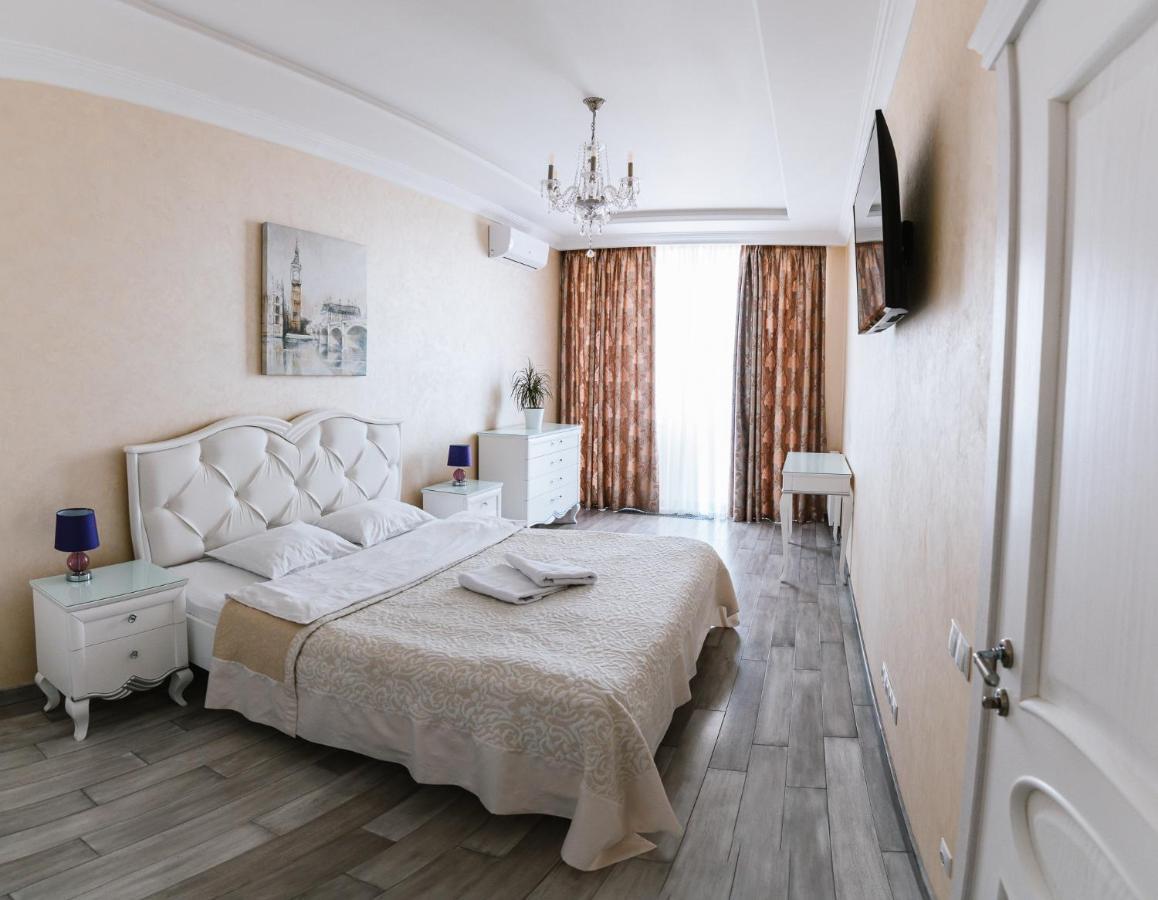 Luxury For Business & Pleasure Royal 2 Apartment Kiev Luaran gambar